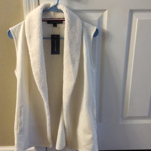 Brand new Tommy Hilfiger’s women Ivy vest - Picture 1 of 8